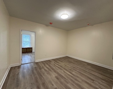 5030 Hazel Avenue - Photo Thumbnail 3
