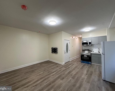 5030 Hazel Avenue - Photo Thumbnail 5
