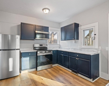 701 Washtenaw Avenue - Photo Thumbnail 3