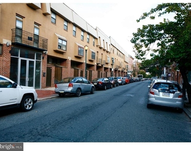 2031-9 South Street - Photo Thumbnail 3