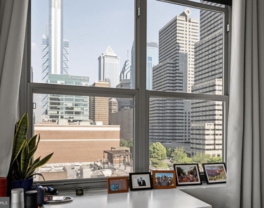 2200 Arch Street - Photo Thumbnail 12