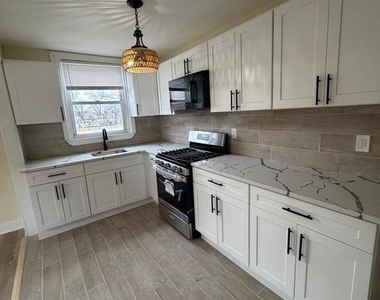 6023 Horrocks Street - Photo Thumbnail 10