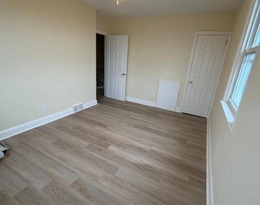 6023 Horrocks Street - Photo Thumbnail 16