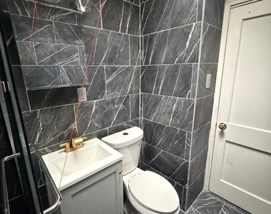 6023 Horrocks Street - Photo Thumbnail 25