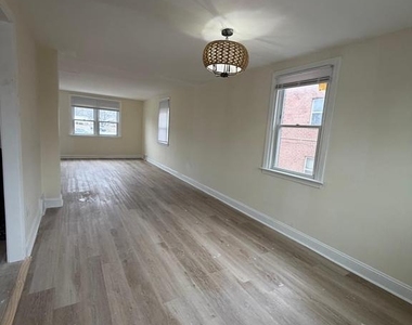 6023 Horrocks Street - Photo Thumbnail 6