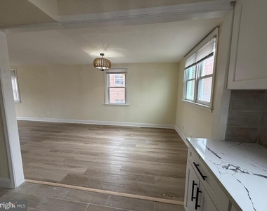 6023 Horrocks Street - Photo Thumbnail 7