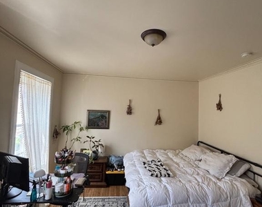 1309 N 19th Street - Photo Thumbnail 14