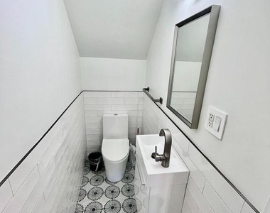 315 W Berks Street - Photo Thumbnail 5