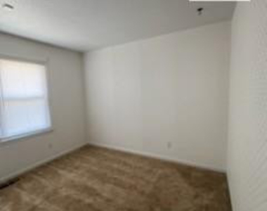 338 Summer Hill Road - Photo Thumbnail 20