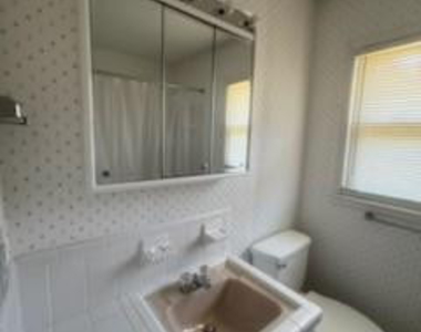 338 Summer Hill Road - Photo Thumbnail 9