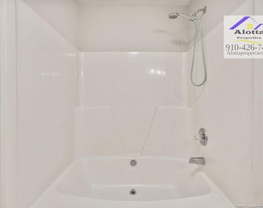 6804-2 Willowbrook Drive - Photo Thumbnail 11