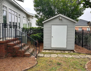 4890 Independence Drive - Photo Thumbnail 14