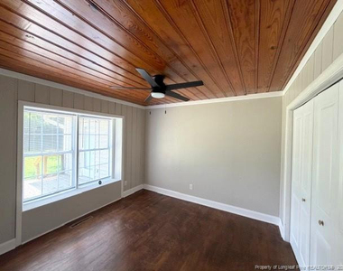909 Sandalwood Drive - Photo Thumbnail 17