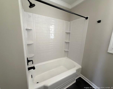 909 Sandalwood Drive - Photo Thumbnail 19