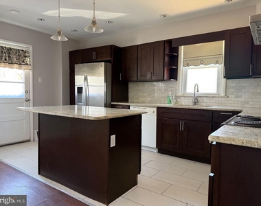9083 Convent Avenue - Photo Thumbnail 5