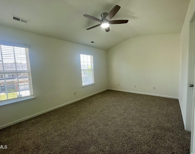 3525 Londonville Lane - Photo Thumbnail 16