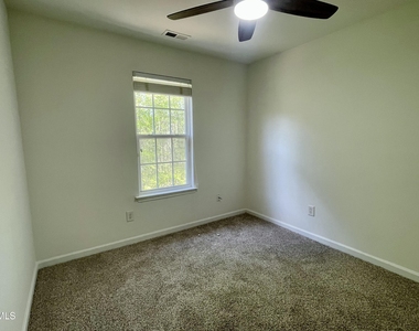 3525 Londonville Lane - Photo Thumbnail 23