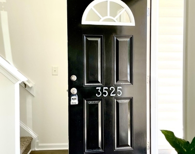 3525 Londonville Lane - Photo Thumbnail 2
