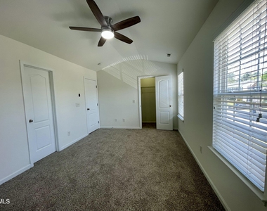 3525 Londonville Lane - Photo Thumbnail 15