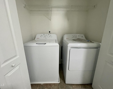 3525 Londonville Lane - Photo Thumbnail 24