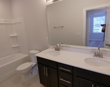 831 Amley Place - Photo Thumbnail 17