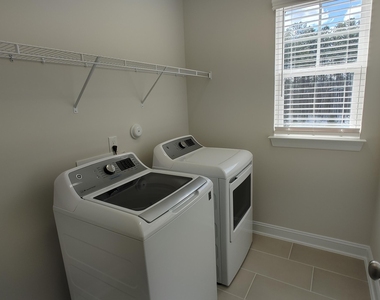 831 Amley Place - Photo Thumbnail 18