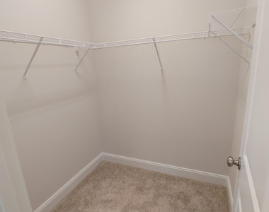 831 Amley Place - Photo Thumbnail 14