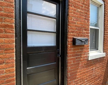 519 S Prince Street - Photo Thumbnail 2
