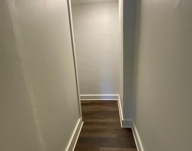 519 S Prince Street - Photo Thumbnail 17