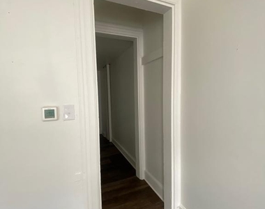 519 S Prince Street - Photo Thumbnail 5