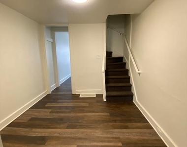 519 S Prince Street - Photo Thumbnail 9