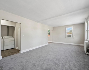 301 N Governor Printz - Photo Thumbnail 3