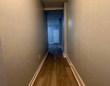 671 Long Lane - Photo Thumbnail 5
