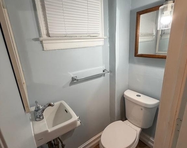 671 Long Lane - Photo Thumbnail 3