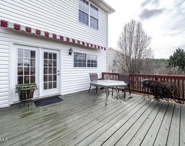 5513 Glencree Court - Photo Thumbnail 4