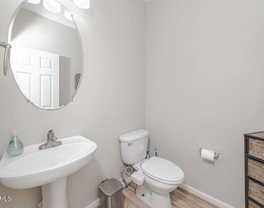 5513 Glencree Court - Photo Thumbnail 18
