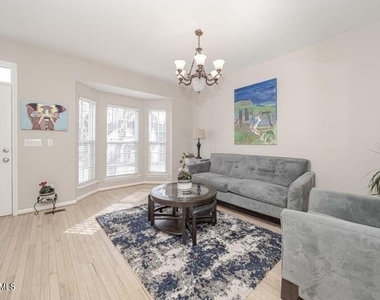 5513 Glencree Court - Photo Thumbnail 11