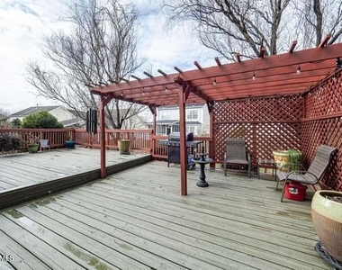 5513 Glencree Court - Photo Thumbnail 25