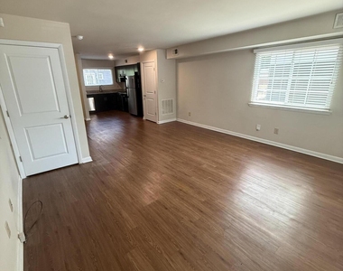 2616 Noble Road - Photo Thumbnail 1