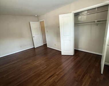 2616 Noble Road - Photo Thumbnail 4