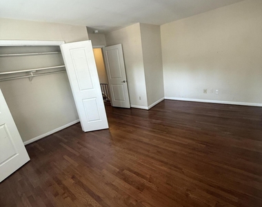2616 Noble Road - Photo Thumbnail 7