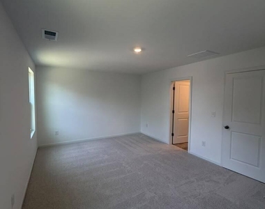 3202 Gypsum Drive - Photo Thumbnail 51