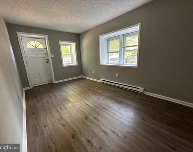 798 Creek Road - Photo Thumbnail 6