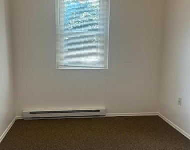 29 N Main Street - Photo Thumbnail 7
