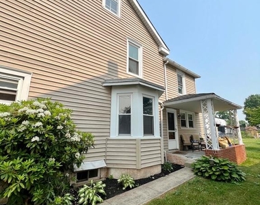 337 Bridge Street - Photo Thumbnail 2