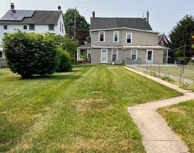 337 Bridge Street - Photo Thumbnail 4