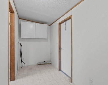 1385 Live Oak Road - Photo Thumbnail 6
