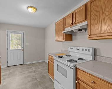 408 Anna Street - Photo Thumbnail 14