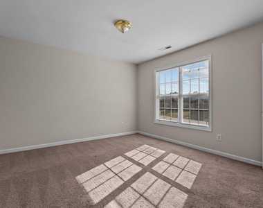 408 Anna Street - Photo Thumbnail 13