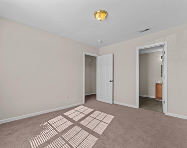 408 Anna Street - Photo Thumbnail 22